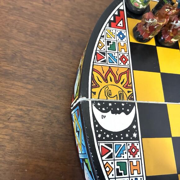 Vintage handmade conquistador, Mayan, Aztec Indian chess set Ceramic pieces - Picture 12 of 13